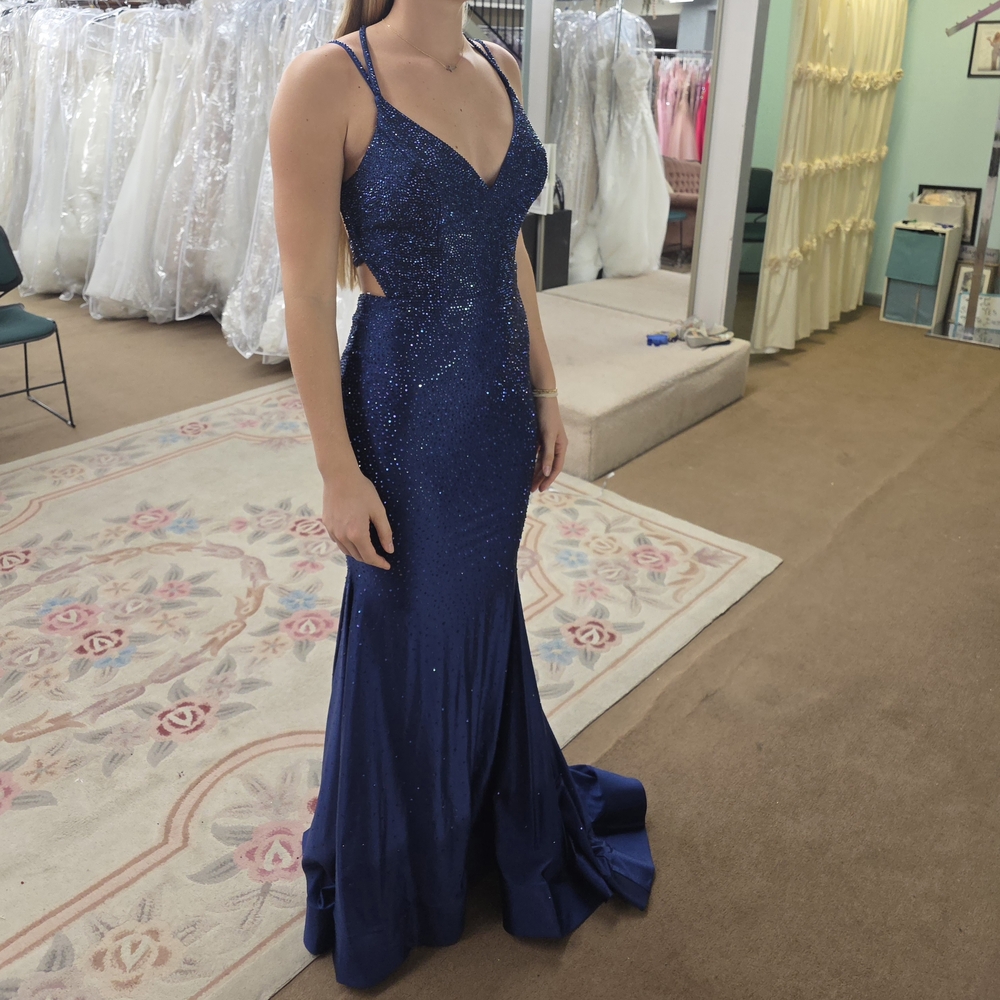 Elegant Blue Evening Gown
